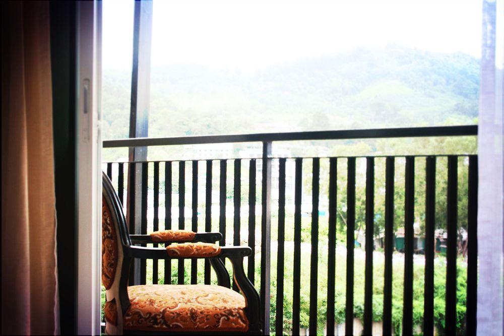 Noble House - 200 Meters Patong Beach Phuket Buitenkant foto