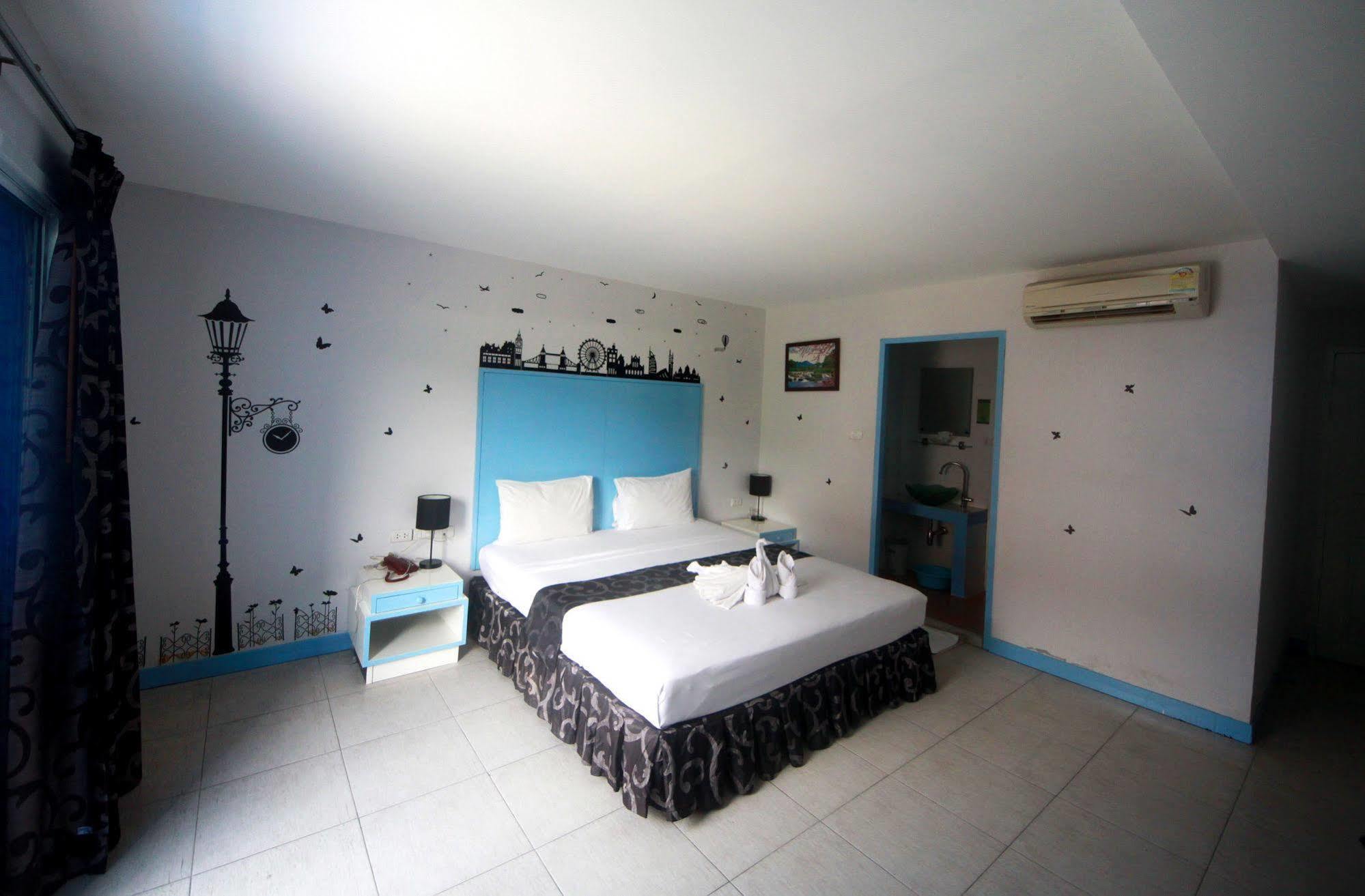 Noble House - 200 Meters Patong Beach Phuket Buitenkant foto